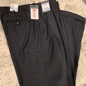 Men’s Roundtree & Yourke dress pants classic 38x32